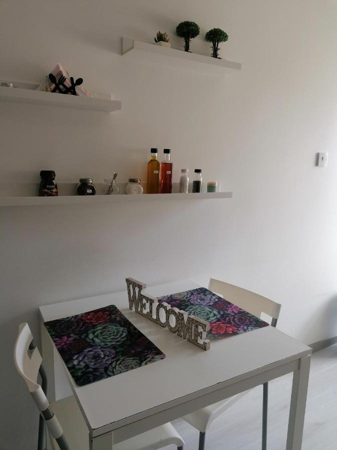 Elenas 1 Bedroom Apartment In Limassol Center 외부 사진